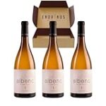 Del Vino al Cóctel: Explorando los Mejores Cócteles con Vinos de Menorca y sus Ingredientes